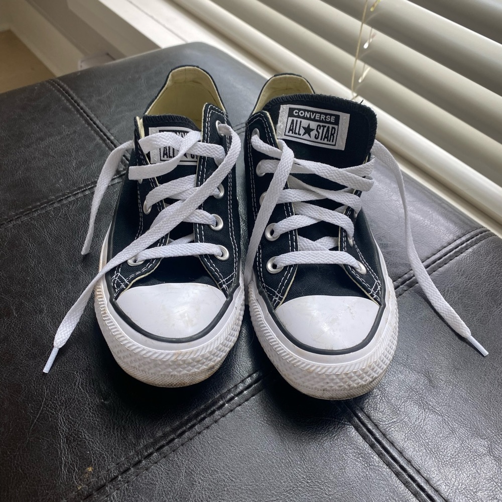 Unisex classic Black & White Converse